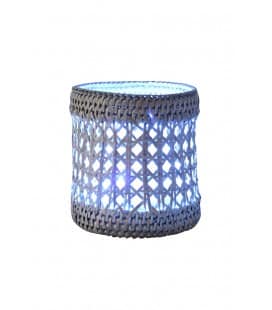 Portacandele in rattan intrecciato. Bianco ceruso con ghirlanda di fiocchi Led