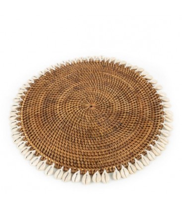 Set de table en raphia naturel et coquillages